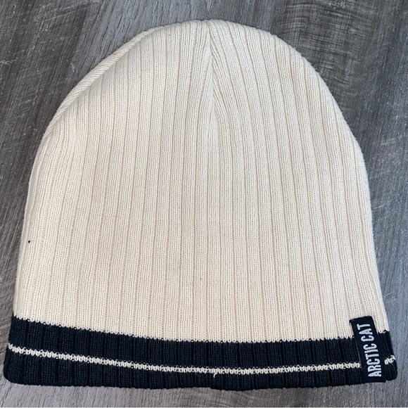 Attic wear beanie - Picture 2 of 3